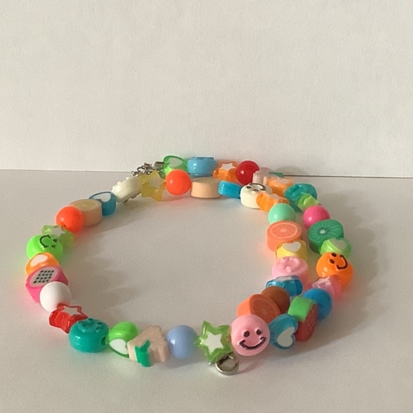 brandy melville 🫎 colorful fruit 🍎 and smiles 🌈 beaded choker 🦋 - Picture 2 of 2